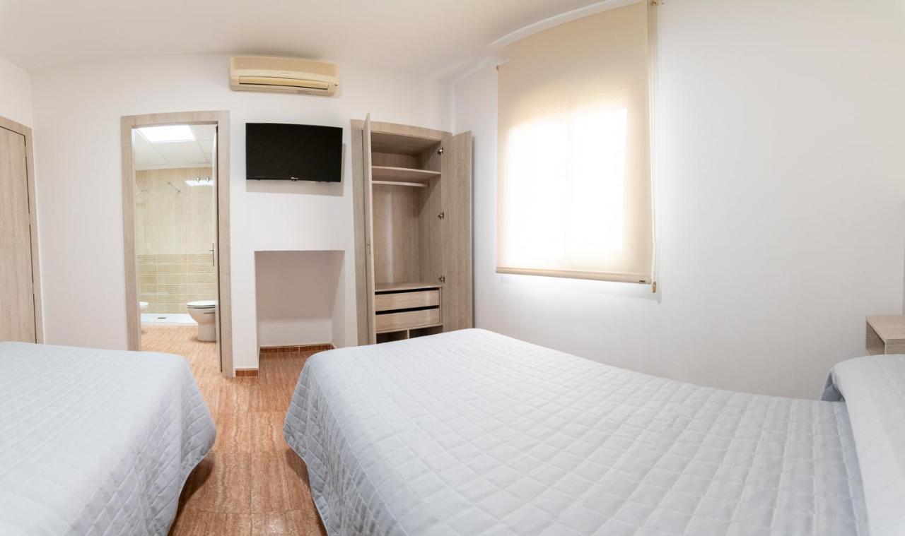 Hostal Vinuela San Pedro de Merida Buitenkant foto