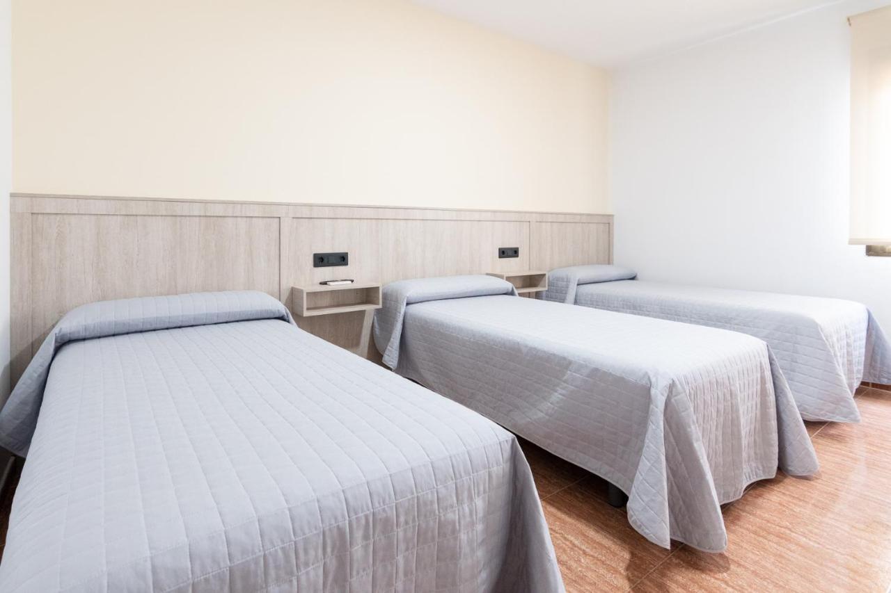 Hostal Vinuela San Pedro de Merida Buitenkant foto