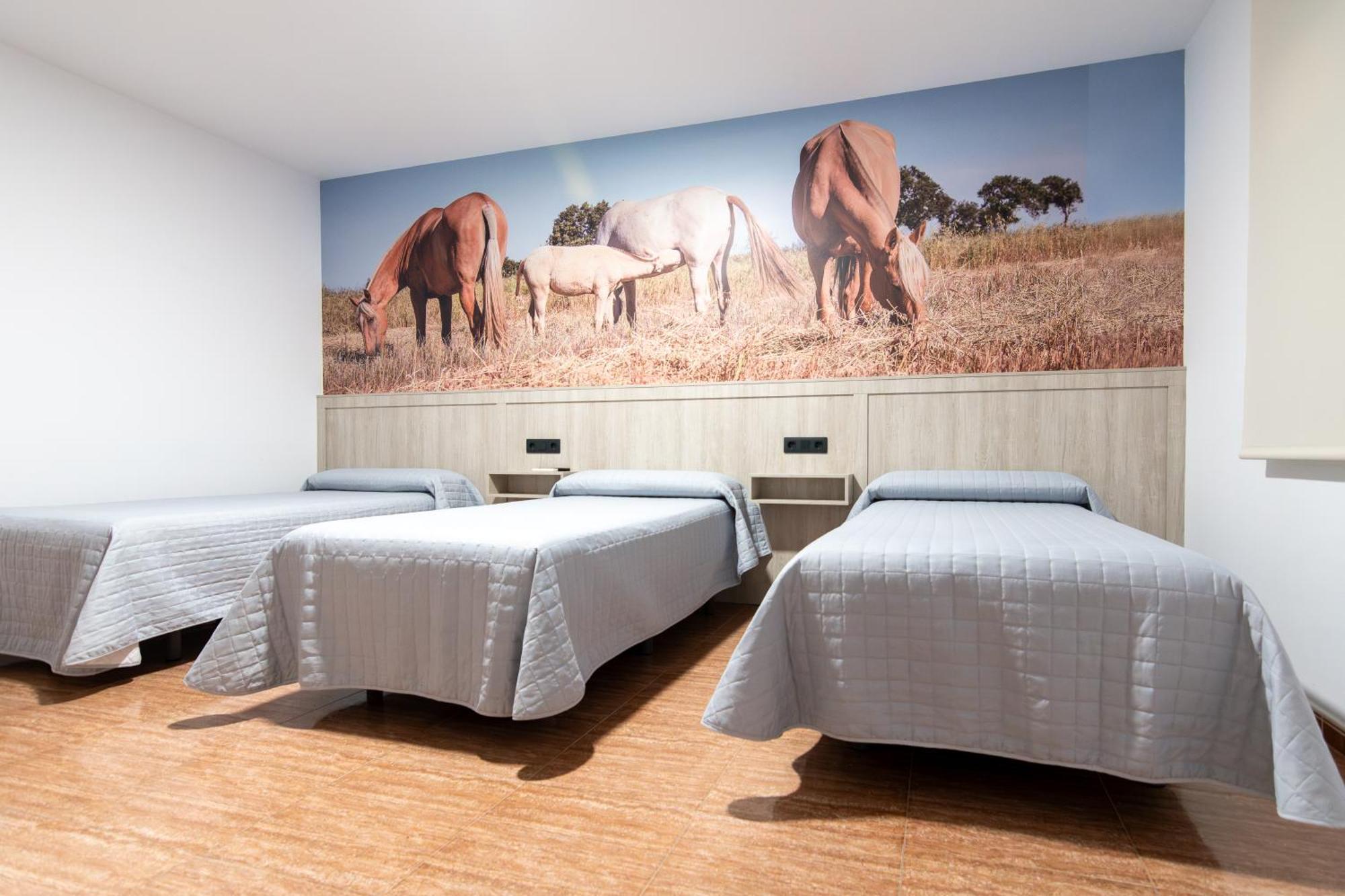 Hostal Vinuela San Pedro de Merida Buitenkant foto